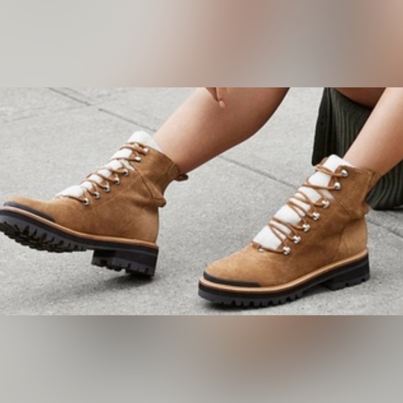 Marc Fisher LTD
Izzie Izzie Lugsole Ankle Boots Sz 7M - Picture 1 of 12